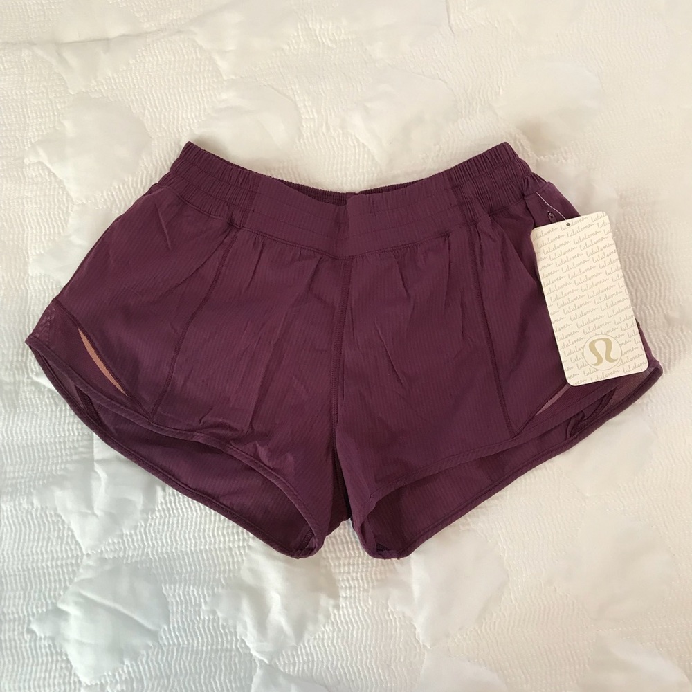 Lululemon Hotty Hot Short